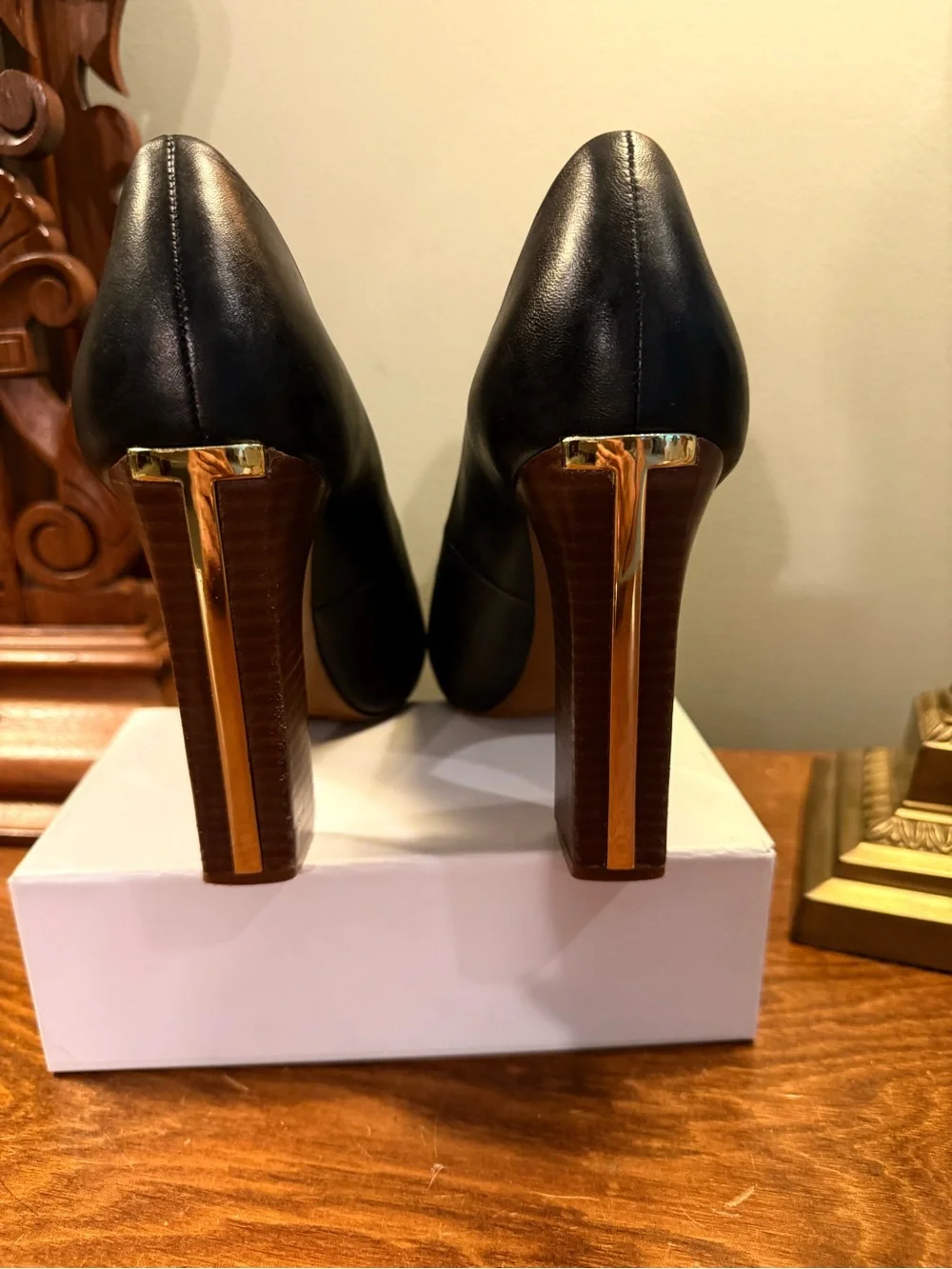 Tory Burch Black Leather Cantrelle Peep Toe Platform Pumps Size 8.5 $328